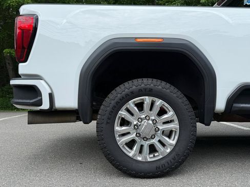 Used 2023 GMC Sierra 2500 Denali AWD/4WD image 11