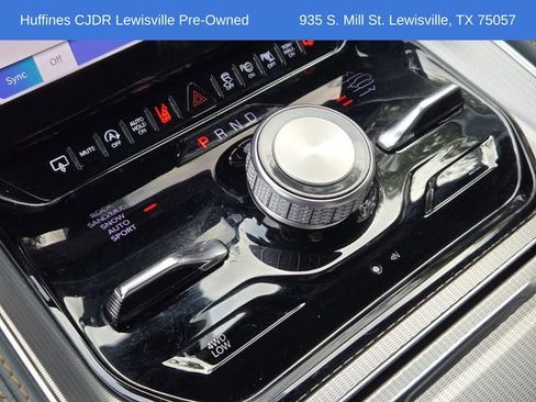 Used 2023 Jeep Grand Wagoneer L Series II w/ Premium Group II AWD/4WD image 26