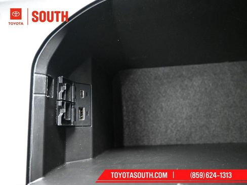 Used 2024 Toyota Camry XSE image 36