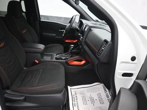 Used 2024 Nissan Frontier PRO-4X w/ Off-Road Protection Package AWD/4WD image 7