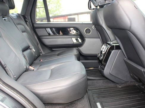 Used 2020 Land Rover Range Rover Long Wheelbase HSE image 18