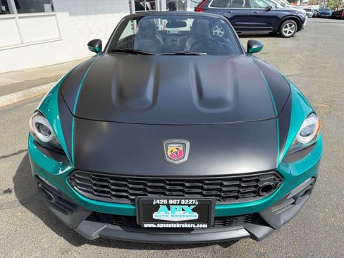 Used 2017 FIAT 124 Spider Abarth RWD image 11