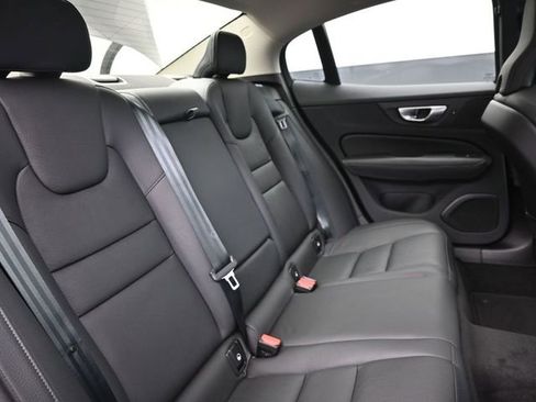 Used 2025 Volvo S60 B5 Plus AWD/4WD image 32