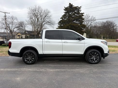 Used 2021 Honda Ridgeline Sport image 5