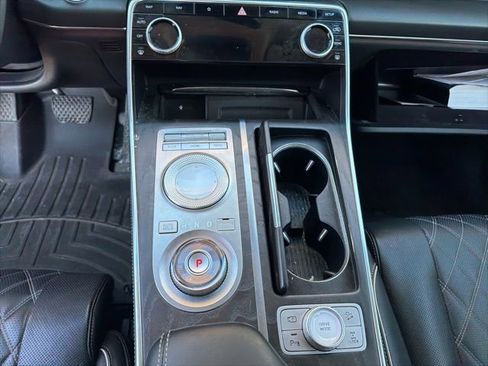 Used 2021 Genesis GV80 3.5T Prestige w/ Prestige Package 07 image 17