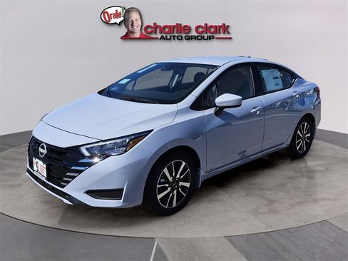 New 2025 Nissan Versa SV w/ Trunk Package image 2