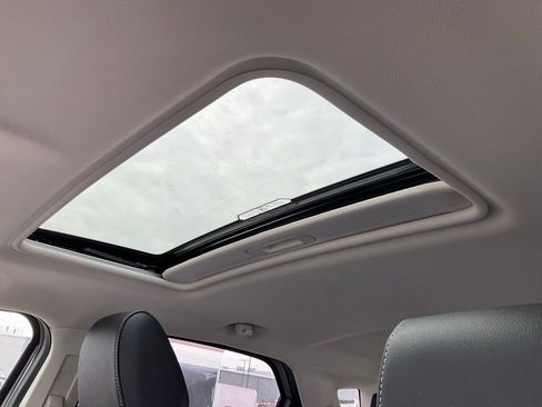 Used 2022 Ford EcoSport SES w/ Interior Protection Package image 3