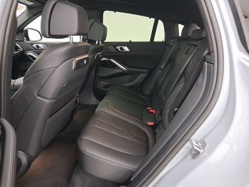 New 2026 BMW X6 xDrive40i w/ Executive Package image 13