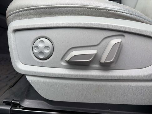 Used 2018 Audi Q5 2.0T Premium Plus image 19