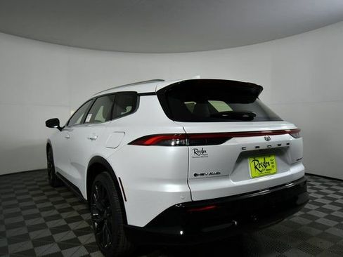 New 2025 Toyota Crown Signia Limited image 13