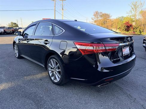 Used 2014 Toyota Avalon XLE Touring FWD image 7
