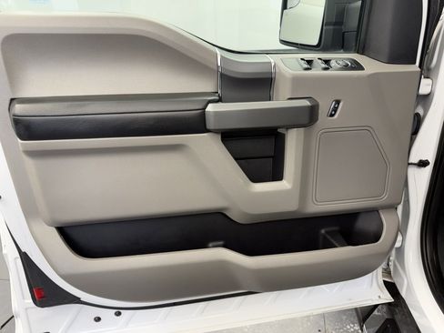 Used 2017 Ford F150 XLT w/ Equipment Group 301A Mid image 22