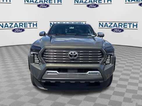 Used 2025 Toyota Tacoma Limited AWD/4WD image 2