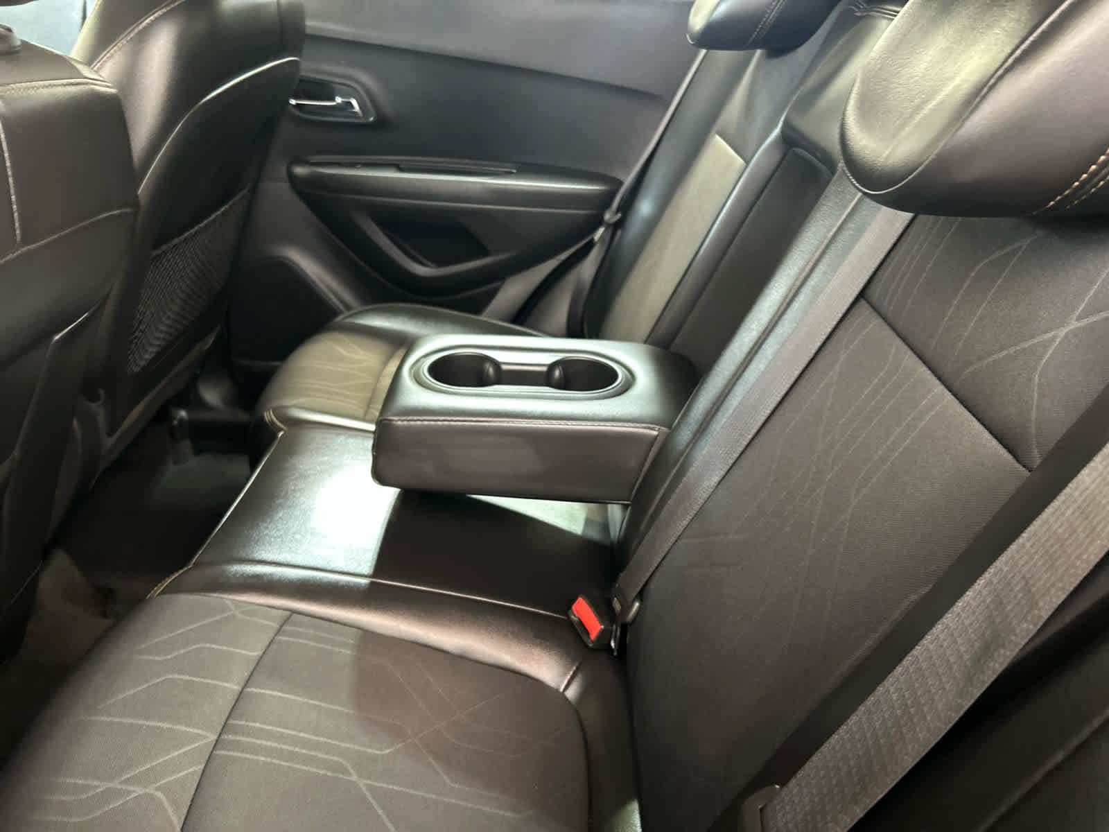 Used 2019 Chevrolet Trax LT w/ LT Convenience Package AWD/4WD image 5
