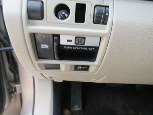 Used 2014 Subaru Outback 2.5i Premium w/ Moonroof Package image 13