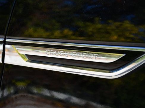 New 2026 Volkswagen Atlas Cross Sport SE image 10