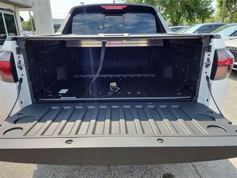 New 2025 Hyundai Santa Cruz Limited image 8