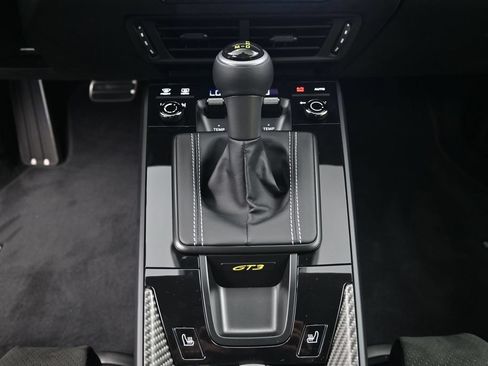 Certified 2026 Porsche 911 GT3 RWD image 18