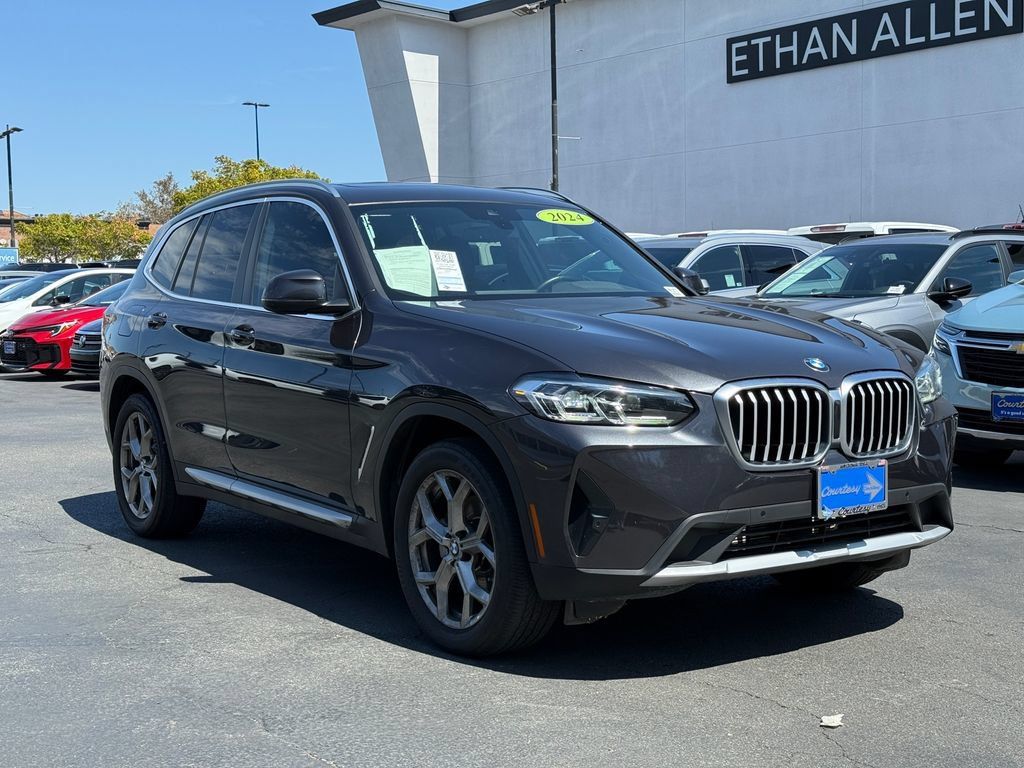 Used 2024 BMW X3 sDrive30i RWD image 5