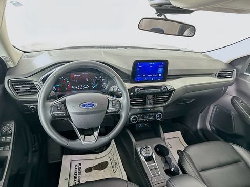 Certified 2021 Ford Escape SEL FWD image 28