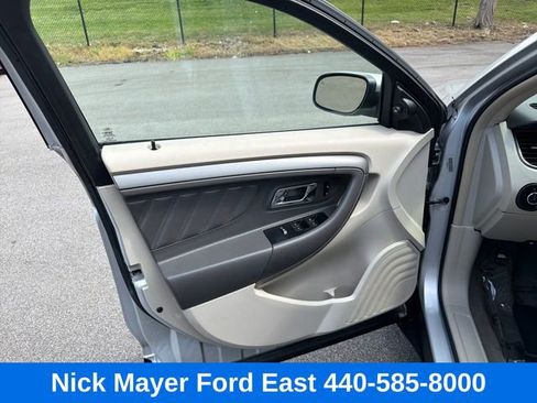 Used 2010 Ford Taurus SEL FWD image 26