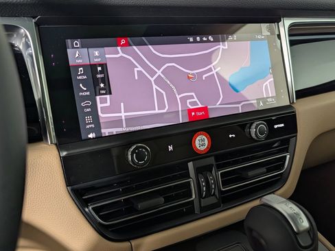 New 2026 Porsche Macan AWD/4WD image 31