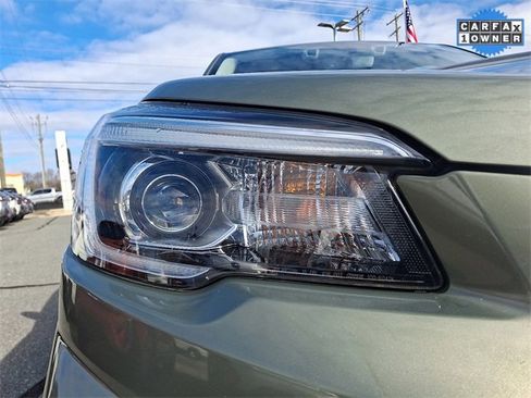 Used 2019 Subaru Forester Limited w/ Popular Package #3 image 9