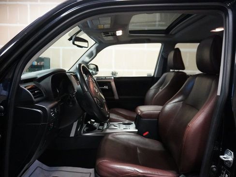 Used 2016 Toyota 4Runner Limited image 5