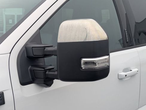 Used 2022 Ford F150 Lariat w/ Equipment Group 502A High AWD/4WD image 13