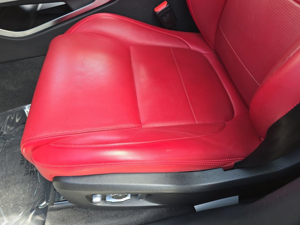 Used 2025 Jaguar F-PACE R-Dynamic S AWD/4WD image 29