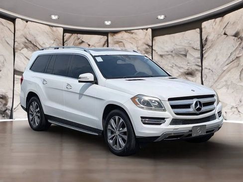 Used 2014 Mercedes-Benz GL 450 4MATIC image 16