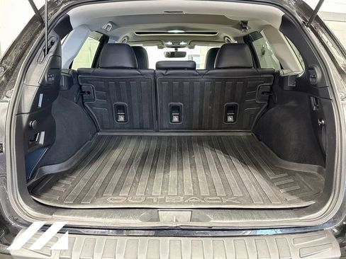 Used 2018 Subaru Outback 2.5i Limited AWD/4WD image 29