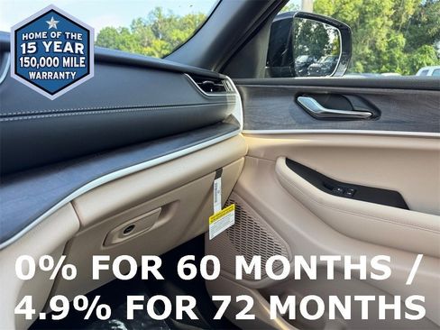 New 2025 Jeep Grand Cherokee L Limited w/ Black Appearance Package image 28