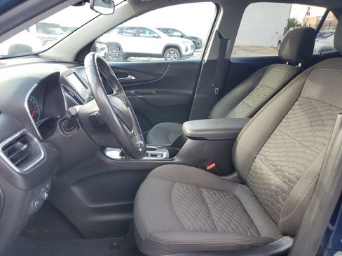 Used 2021 Chevrolet Equinox LT FWD image 16
