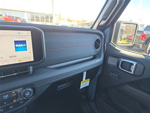 New 2026 Jeep Wrangler Unlimited Rubicon w/ Safety Group image 22