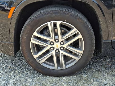 Used 2023 Chevrolet Traverse High Country w/ LPO, Floor Liner Package AWD/4WD image 28