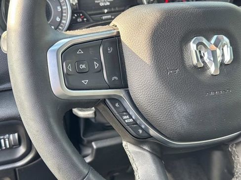 Used 2025 RAM 1500 Big Horn AWD/4WD image 30