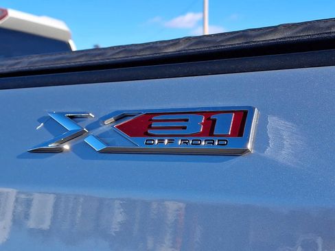 Used 2019 GMC Sierra 1500 SLT w/ SLT Premium Plus Package image 31