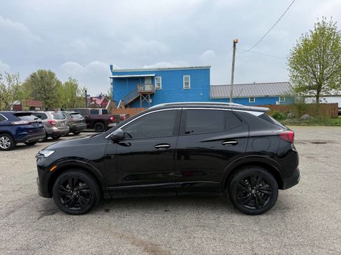 Used 2024 Buick Encore GX Sport Touring AWD/4WD image 2