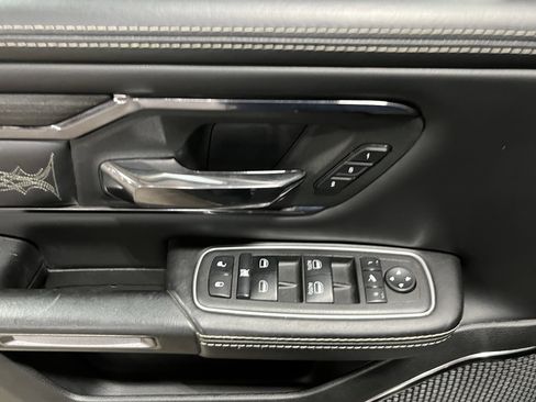 Used 2022 RAM 1500 Limited w/ Body-Colour Bumper Group image 19