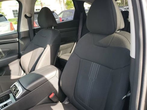 Certified 2024 Hyundai Tucson SEL FWD image 10