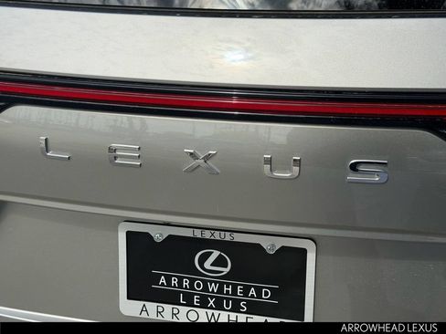 Used 2024 Lexus LX 600 4WD w/ Interior Upgrade Package image 12