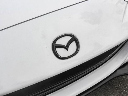 Used 2016 MAZDA MX-5 Miata Club w/ Brembo/BBS Package image 17