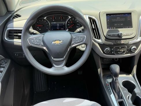 Certified 2024 Chevrolet Equinox LS w/ LS Convenience Package FWD image 12
