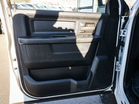 Used 2023 RAM 2500 Tradesman w/ Chrome Appearance Group image 15