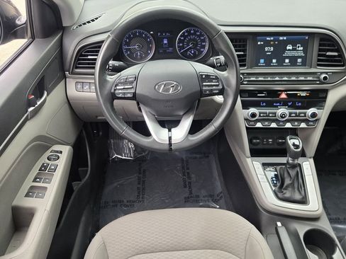 Used 2020 Hyundai Elantra Value Edition FWD image 12