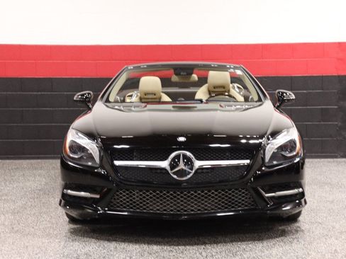 Used 2013 Mercedes-Benz SL 550 w/ Premium Pkg image 11