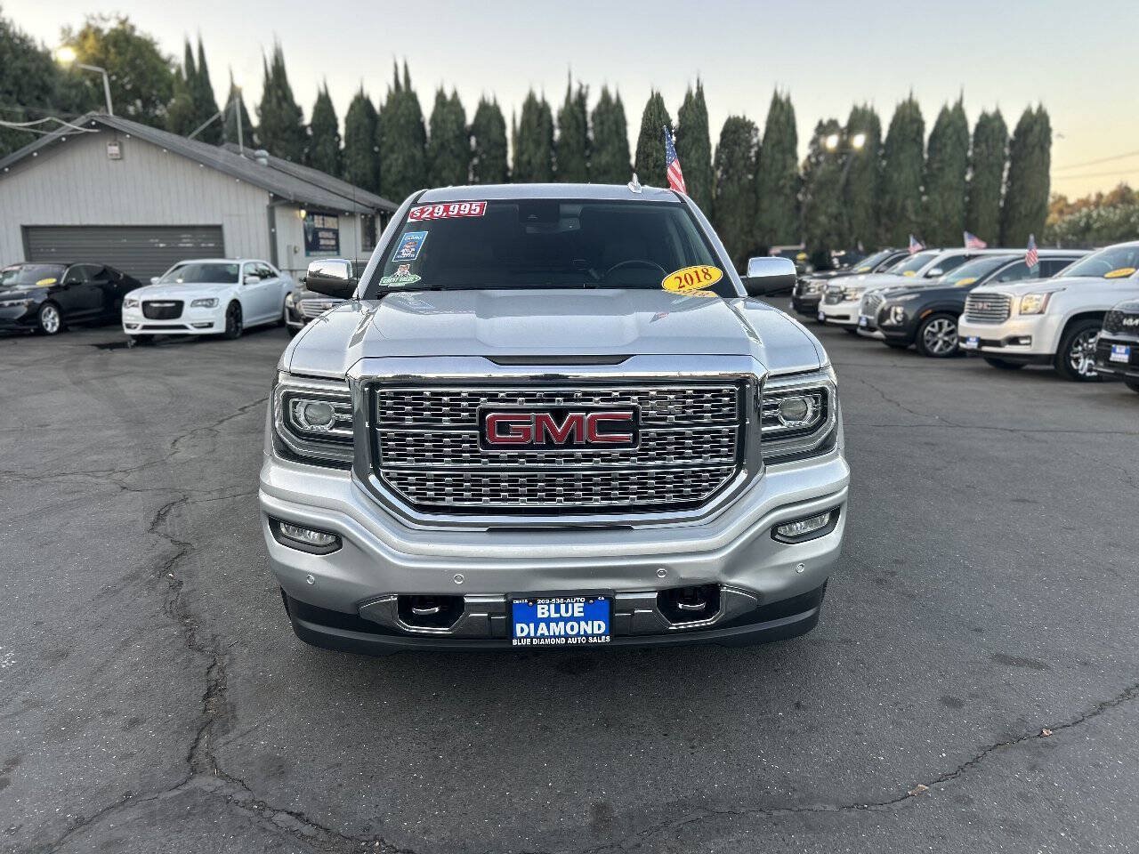 Used 2018 GMC Sierra 1500 Denali w/ Denali Ultimate Package AWD/4WD image 3