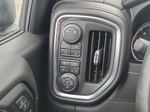 Certified 2019 Chevrolet Silverado 1500 LTZ w/ LTZ Plus Package image 10