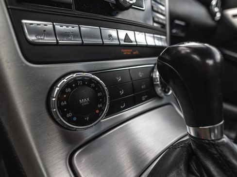 Used 2014 Mercedes-Benz SLK 250 w/ Sport Package image 13